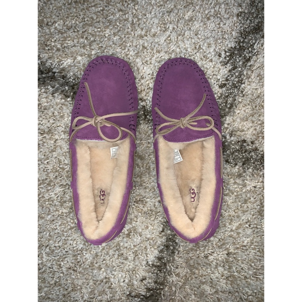 UGG Dakota Slipper size 10